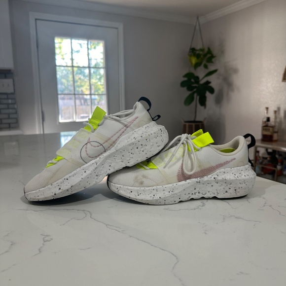 Nike crater impacts - women’s size 7 - Picture 2 of 4